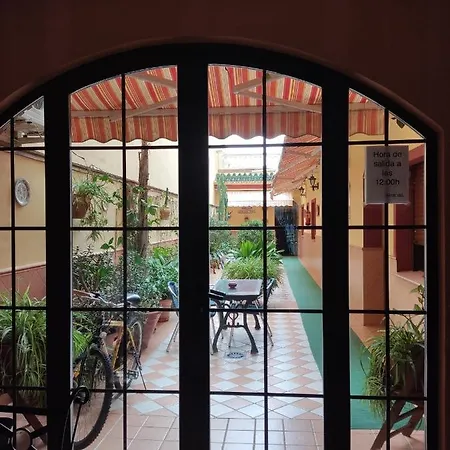 Hostal Monteolivos-2
